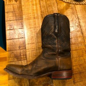 Chisos #2 in brushed brown.